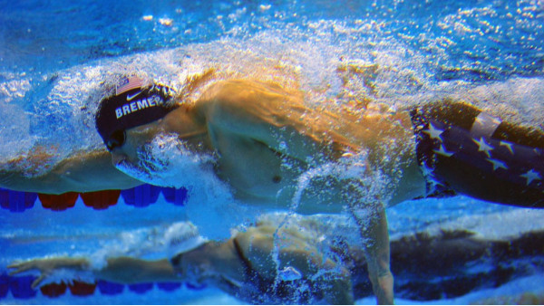 游泳館為什么要用泳池專用除濕機(jī)？